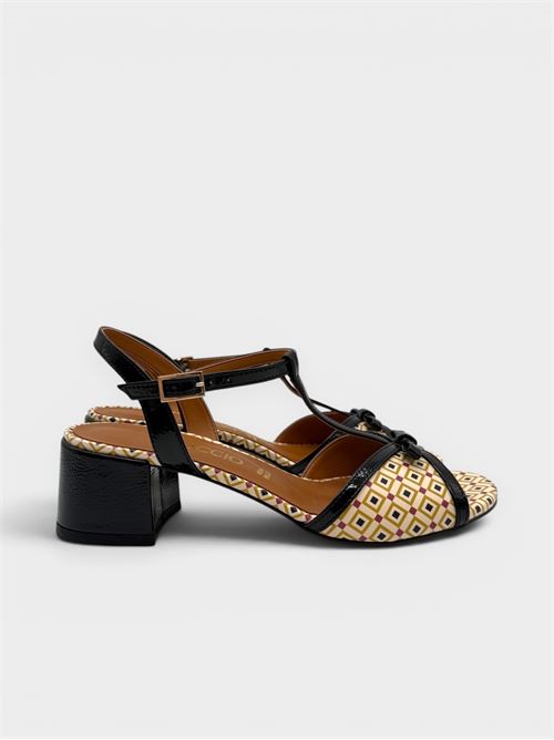 Sandalo con tacco in vernice nera e motivo geometrico IL LACCIO | 764015NAPLACKBLACK